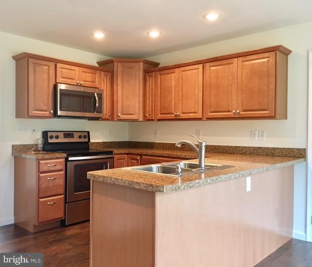 1123 Co Rte 81/3 Inwood, WV 25428 - Photo 4 of 20 Kitchen