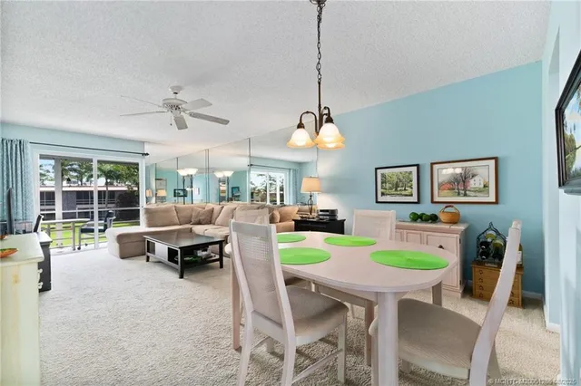 $84,900 | 1953 Southwest Palm City Road, Unit 27G, Stuart, FL 34994