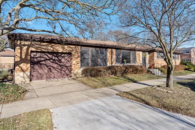 $465,000 | 3404 Crain Street, Skokie, IL 60076