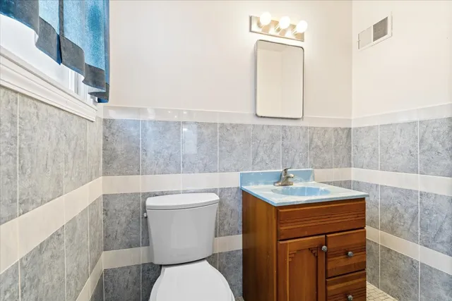 $465,000 | 3404 Crain Street, Skokie, IL 60076