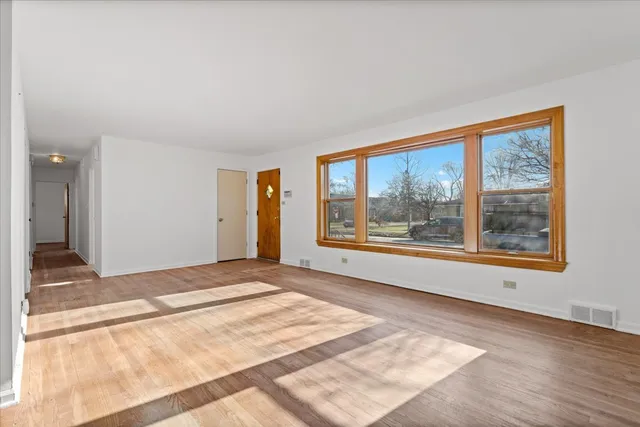 $465,000 | 3404 Crain Street, Skokie, IL 60076