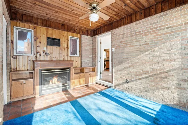 $465,000 | 3404 Crain Street, Skokie, IL 60076