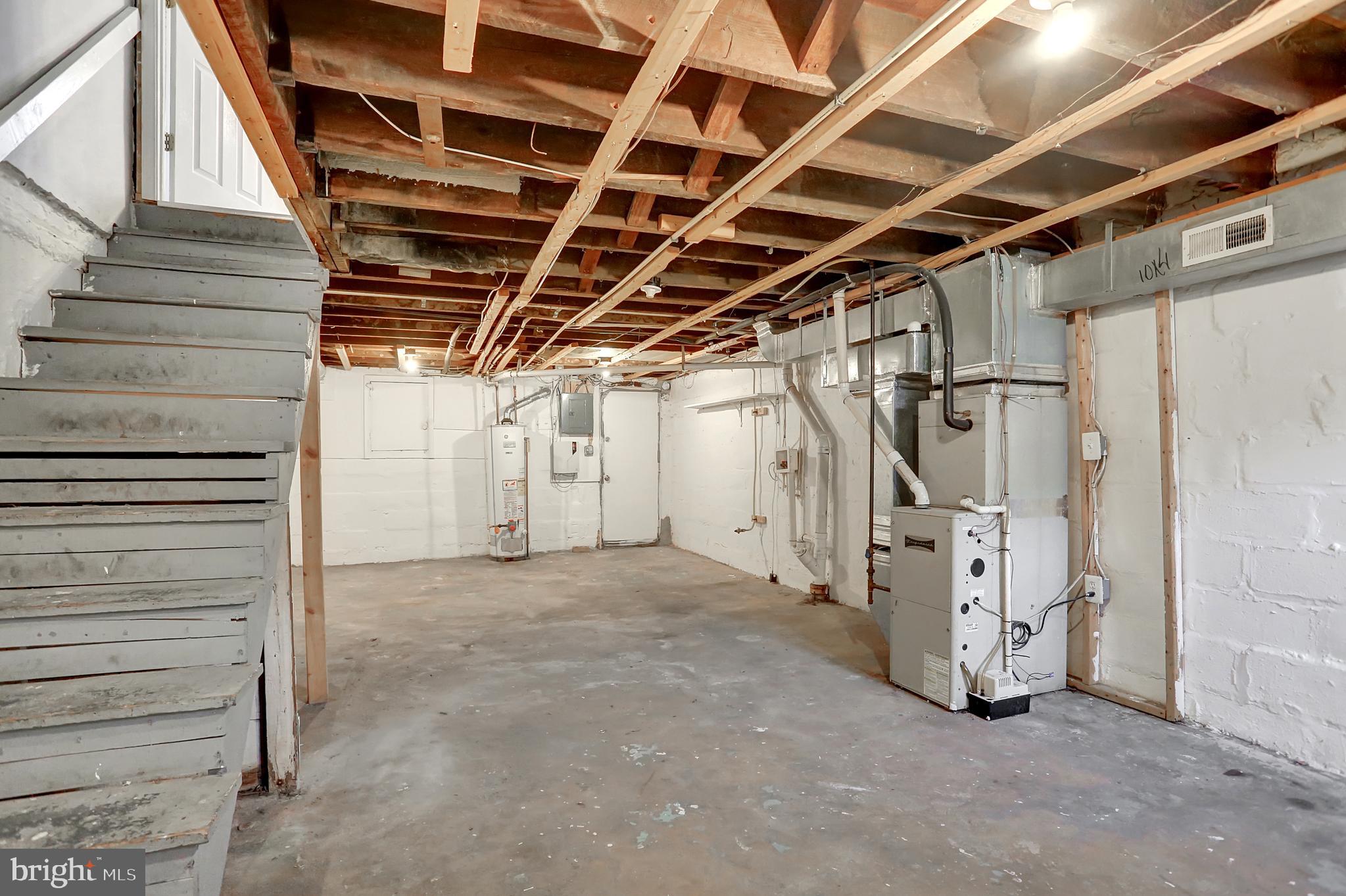 7025 Dunbar Road Dundalk, MD 21222 - Photo 24 of 27 a view of empty room