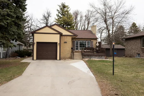 $269,900 | 207 Lake Avenue, Worthington, MN 56187