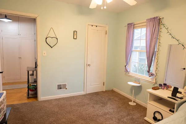 $269,900 | 207 Lake Avenue, Worthington, MN 56187