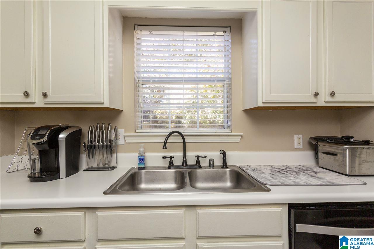 221 Willow Point Circle Alabaster, AL 35007 - Photo 21 of 35