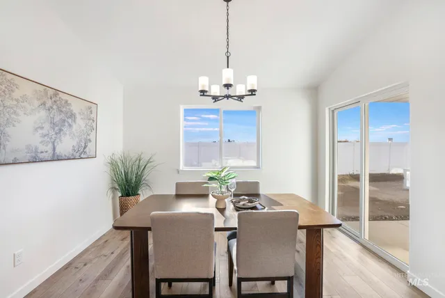 $373,900 | 2056 Lowline Avenue, Twin Falls, ID 83301