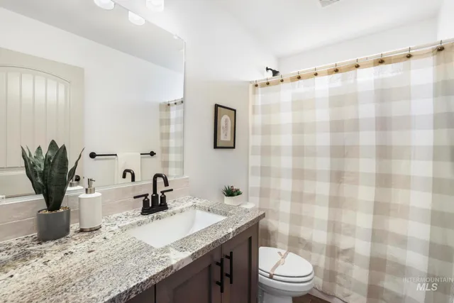 $373,900 | 2056 Lowline Avenue, Twin Falls, ID 83301