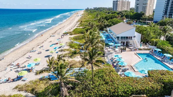 $1,195,000 | 4748 South Ocean Boulevard, Unit 502, Highland Beach, FL 33487