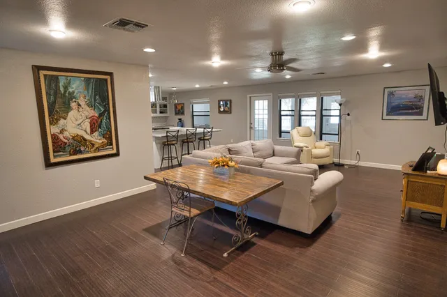 $425,000 | 6418 County Road 659, Brazoria, TX 77422