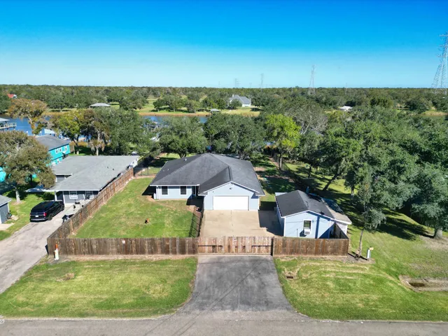 $425,000 | 6418 County Road 659, Brazoria, TX 77422