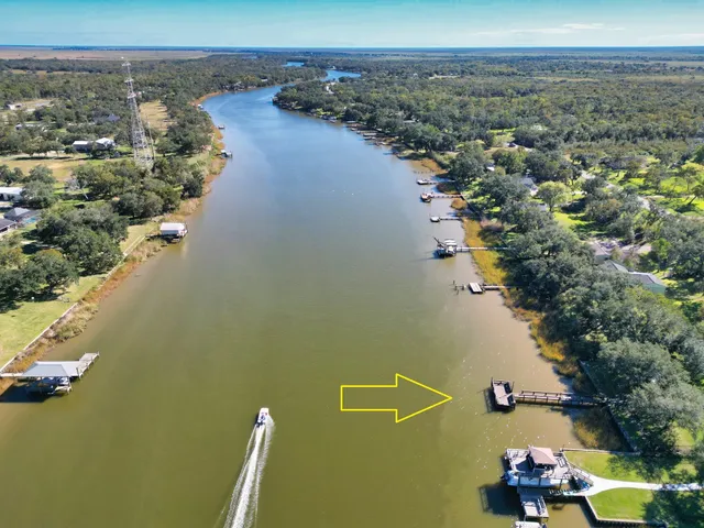 $425,000 | 6418 County Road 659, Brazoria, TX 77422