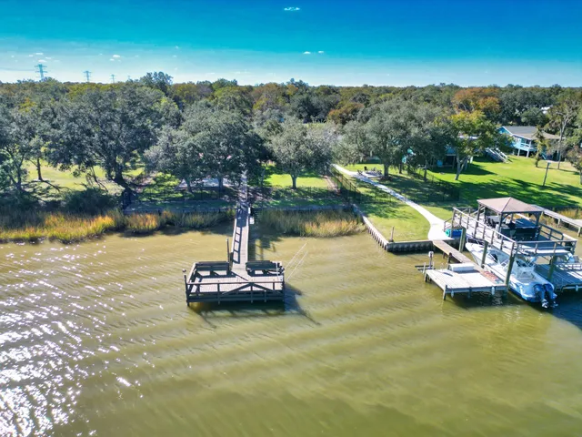 $425,000 | 6418 County Road 659, Brazoria, TX 77422