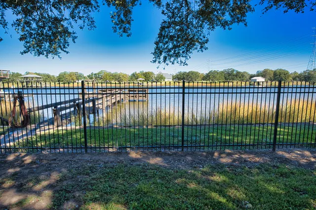 $425,000 | 6418 County Road 659, Brazoria, TX 77422
