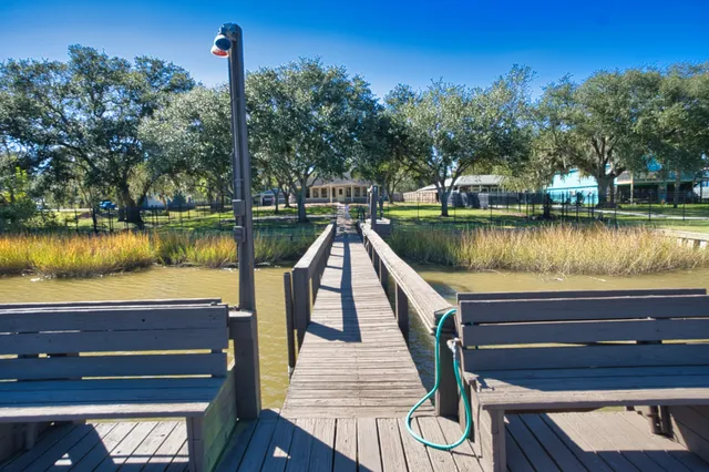$425,000 | 6418 County Road 659, Brazoria, TX 77422