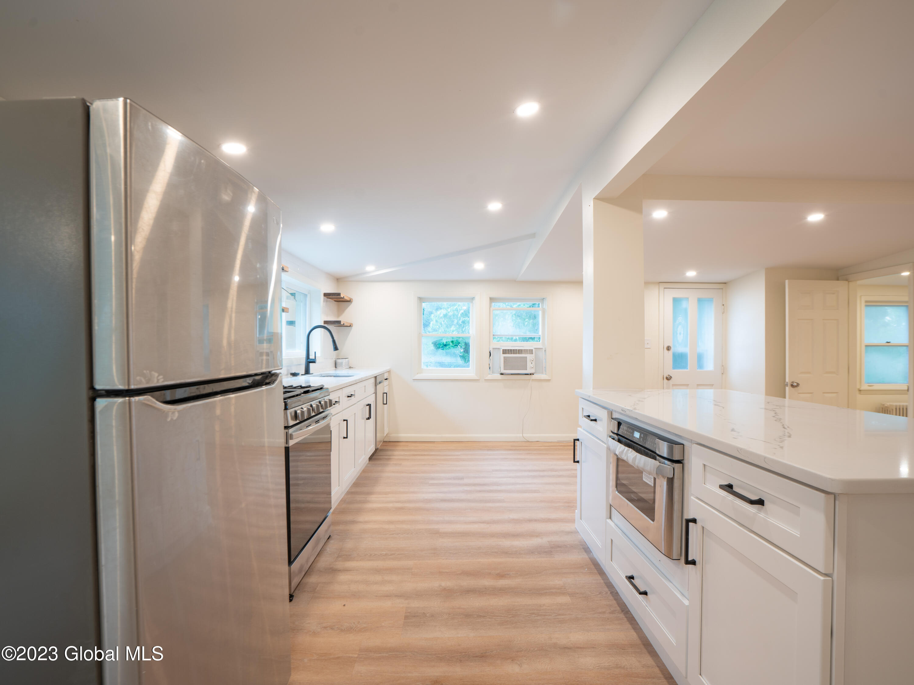 9 Alix Road Colonie, NY 12047 - Photo 8 of 23 DSC04564