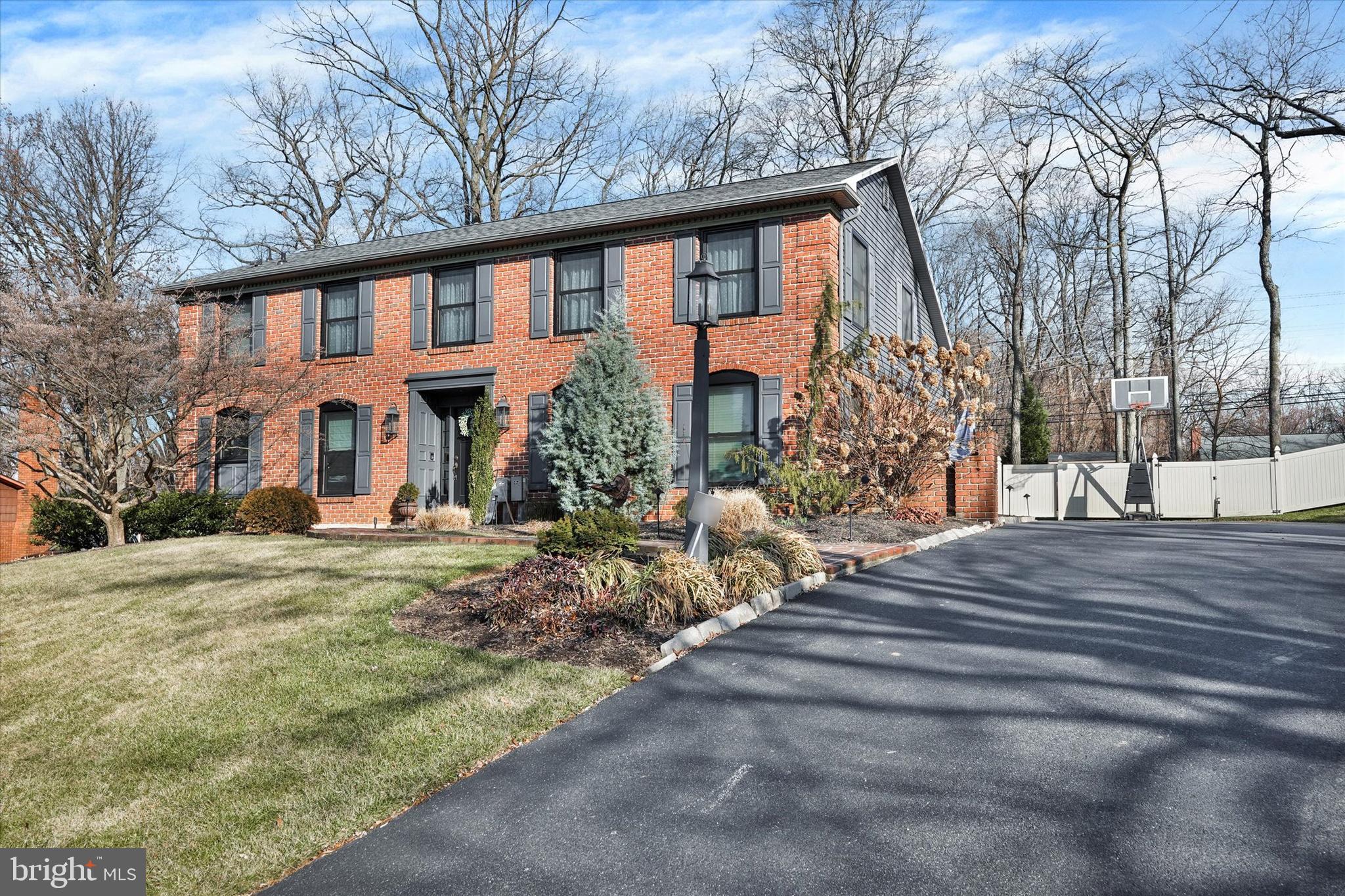 3100 Round Hill Road York, PA 17402 - Photo 3 of 36 Gallery Image 3