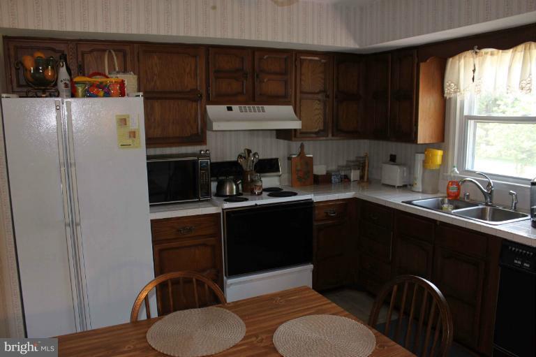 7433 Robin Road La Plata, MD 20646 - Photo 22 of 25 Kitchen