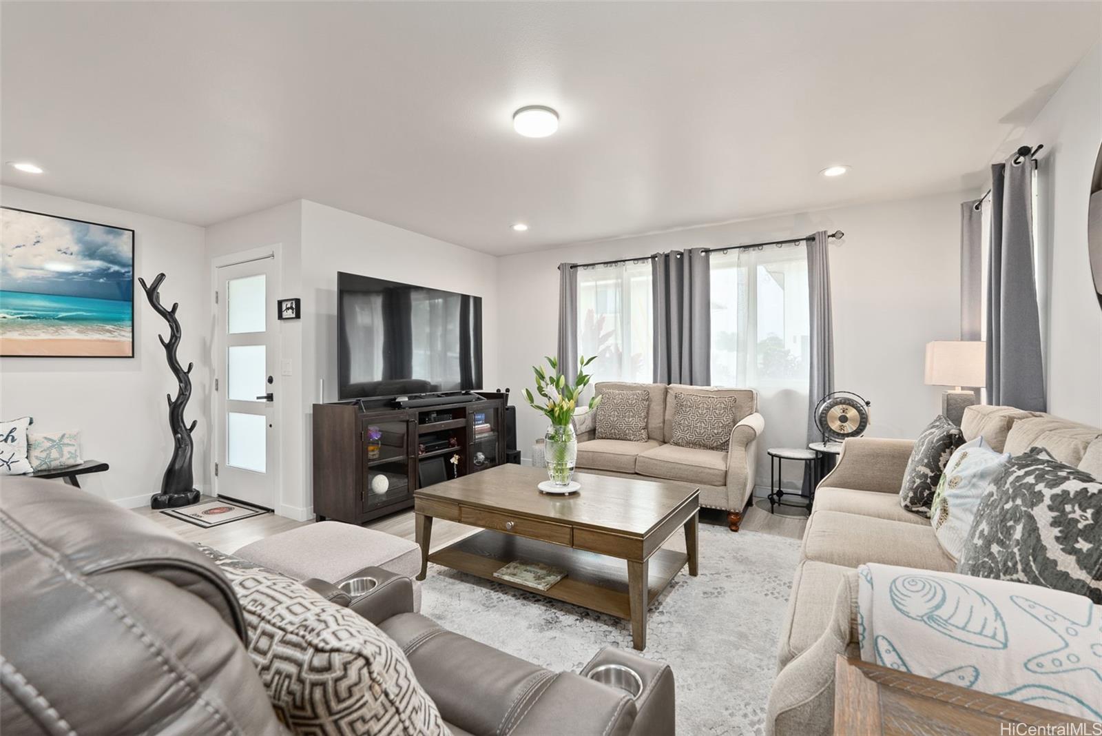 45-1050 Anoi Road, Unit 7 Kaneohe, HI 96744 - Photo 3 of 25