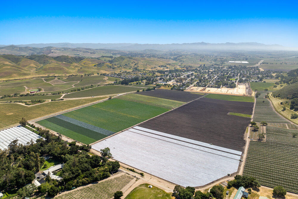 0 Ca Highway Los Alamos, CA 93440 - Photo 4 of 6 Town Photo 2 views