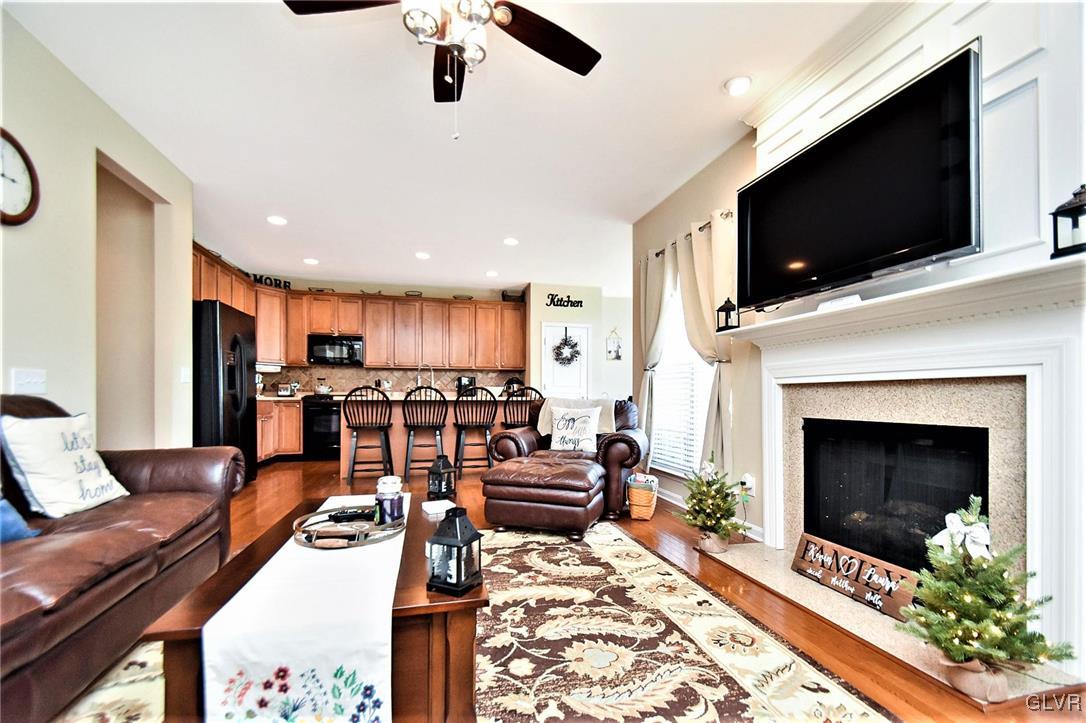 8683 Cascade Road Breinigsville, PA 18031 - Photo 13 of 40 Gallery Image 13