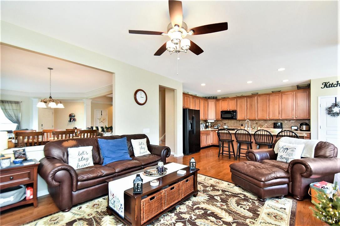 8683 Cascade Road Breinigsville, PA 18031 - Photo 14 of 40 Gallery Image 14