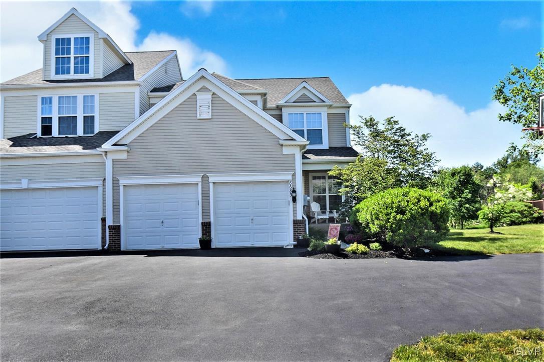 8683 Cascade Road Breinigsville, PA 18031 - Photo 2 of 40 Gallery Image 2