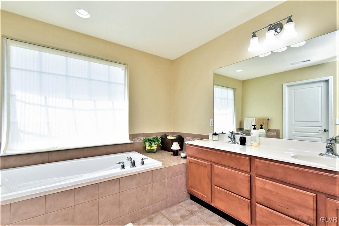 8683 Cascade Road Breinigsville, PA 18031 - Photo 26 of 40 Gallery Image 26