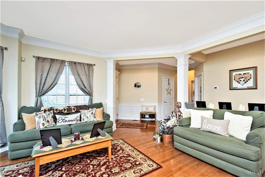 8683 Cascade Road Breinigsville, PA 18031 - Photo 7 of 40 Gallery Image 7