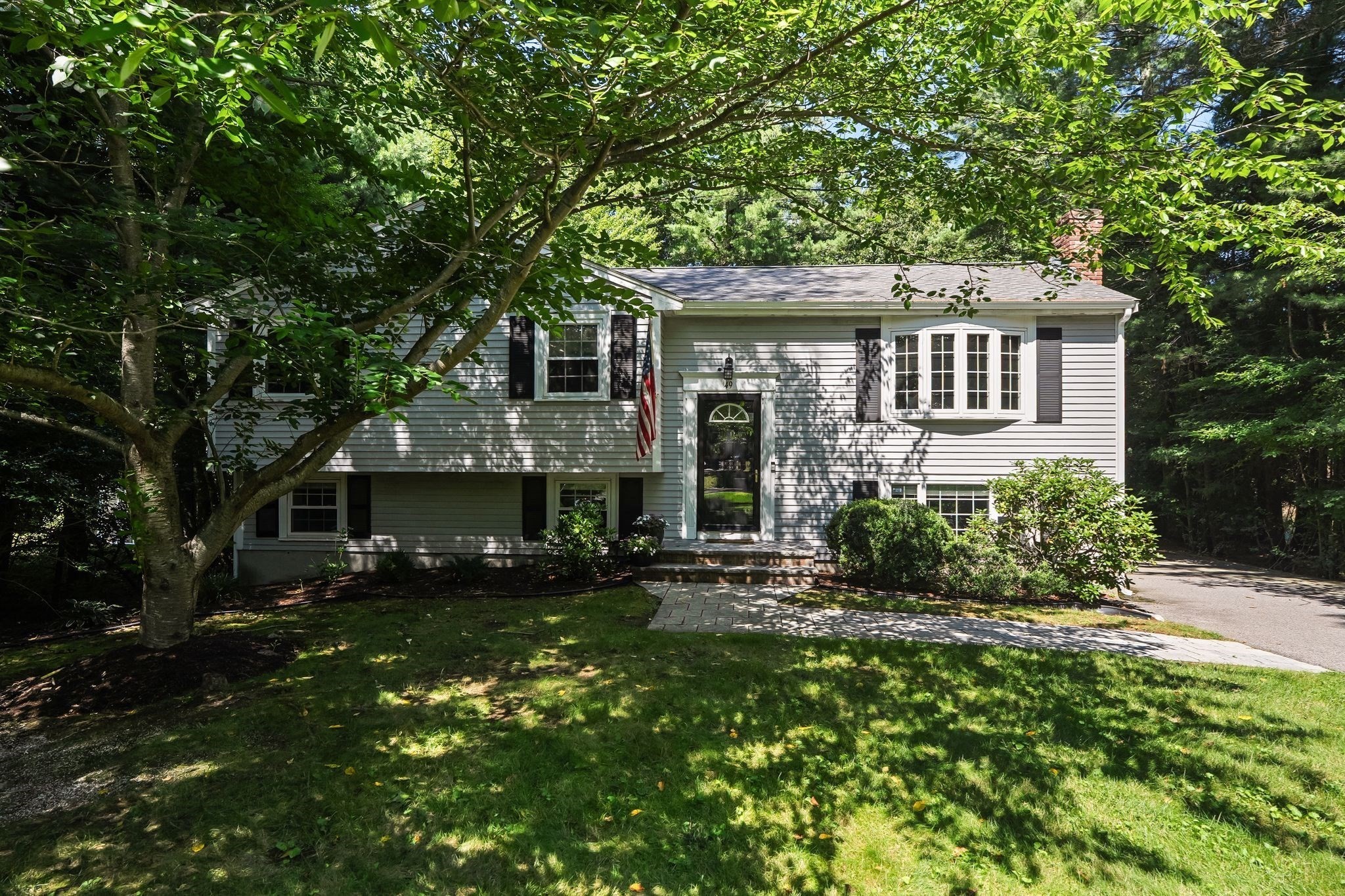 49 Old Farm Road Hanover, MA 02339 - Photo 2 of 31 Gallery Image 2