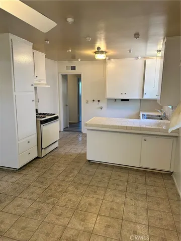 $875,000 | 239 East Olive Avenue, Monrovia, CA 91016