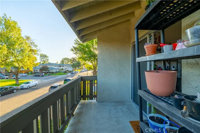 $510,000 | 2536 White Oak Place, Unit 2, Escondido, CA 92027