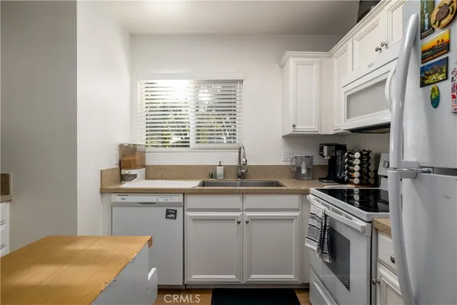 $510,000 | 2536 White Oak Place, Unit 2, Escondido, CA 92027