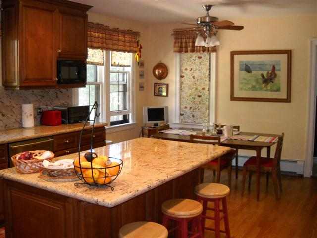 1120 Devonshire Road Grosse Pointe, MI 48230 - Photo 8 of 28 31036757-7.JPG
