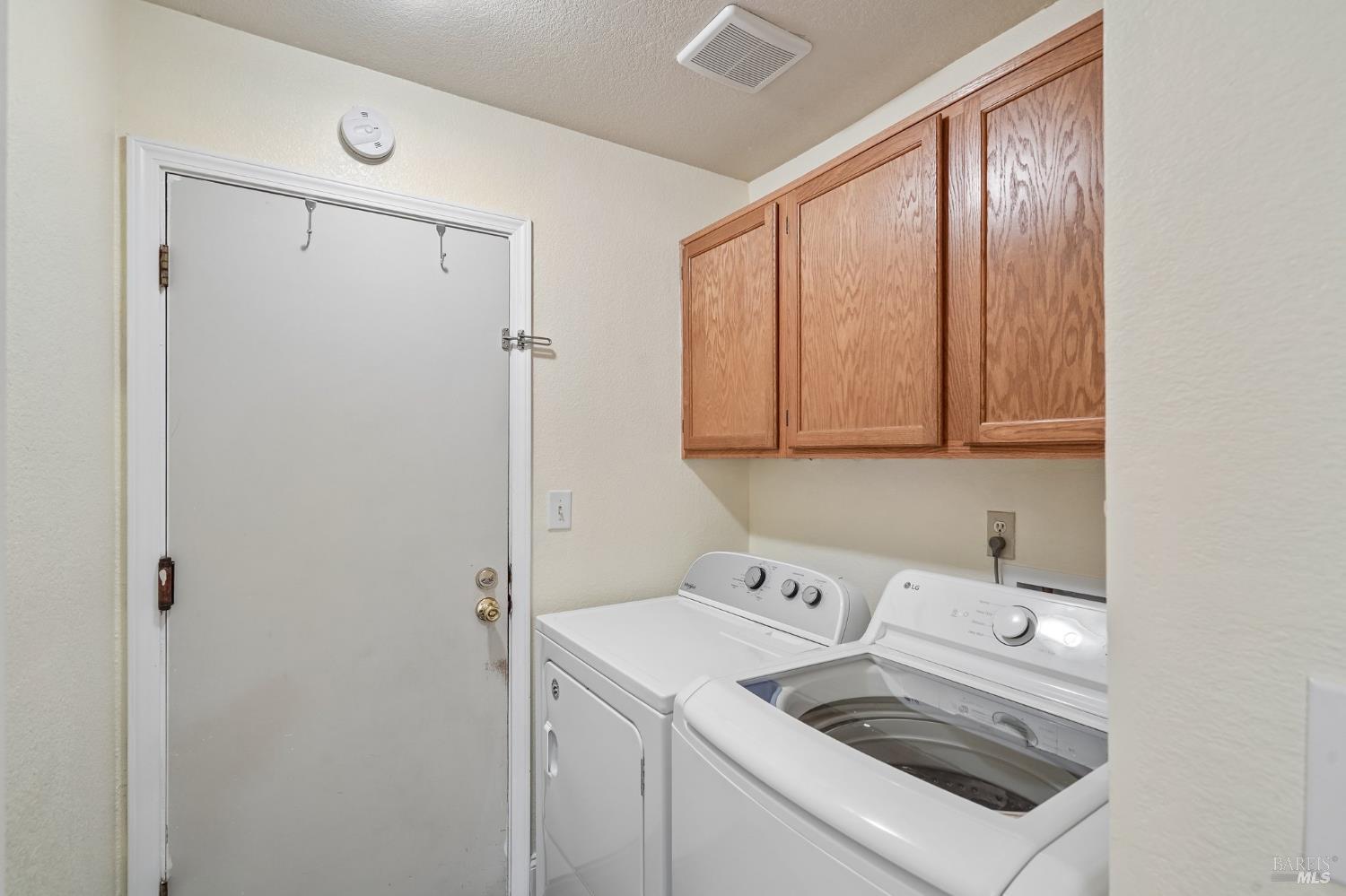 2129 Marshall Road Vacaville, CA 95687 - Photo 18 of 34
