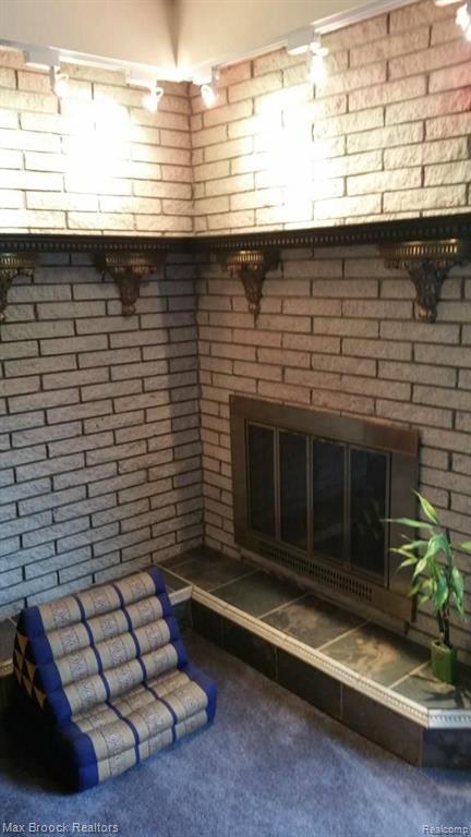 734 Lynndale Drive Rochester Hills, MI 48309 - Photo 27 of 37