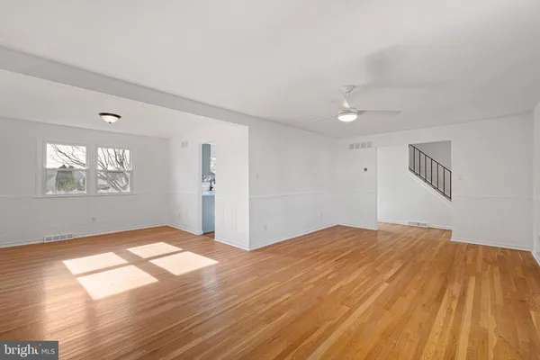 $419,900 | 325 East Roosevelt Avenue, New Castle, DE 19720