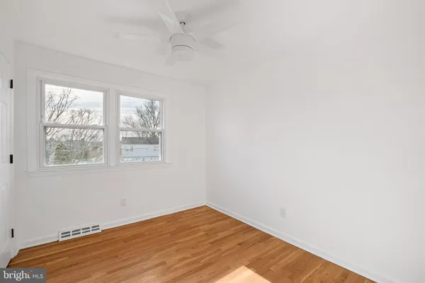 $419,900 | 325 East Roosevelt Avenue, New Castle, DE 19720