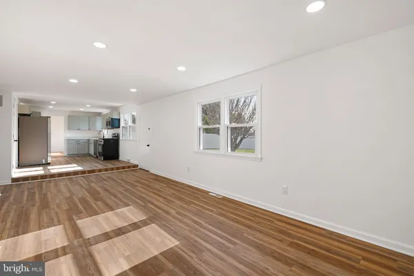 $419,900 | 325 East Roosevelt Avenue, New Castle, DE 19720