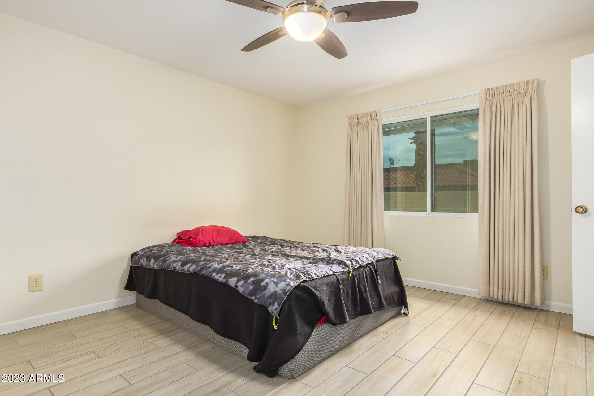 11623 South Ki Road Phoenix, AZ 85044 - Photo 13 of 20 3B1272A3-6046-42EA-AE5B-FBA74C26F143