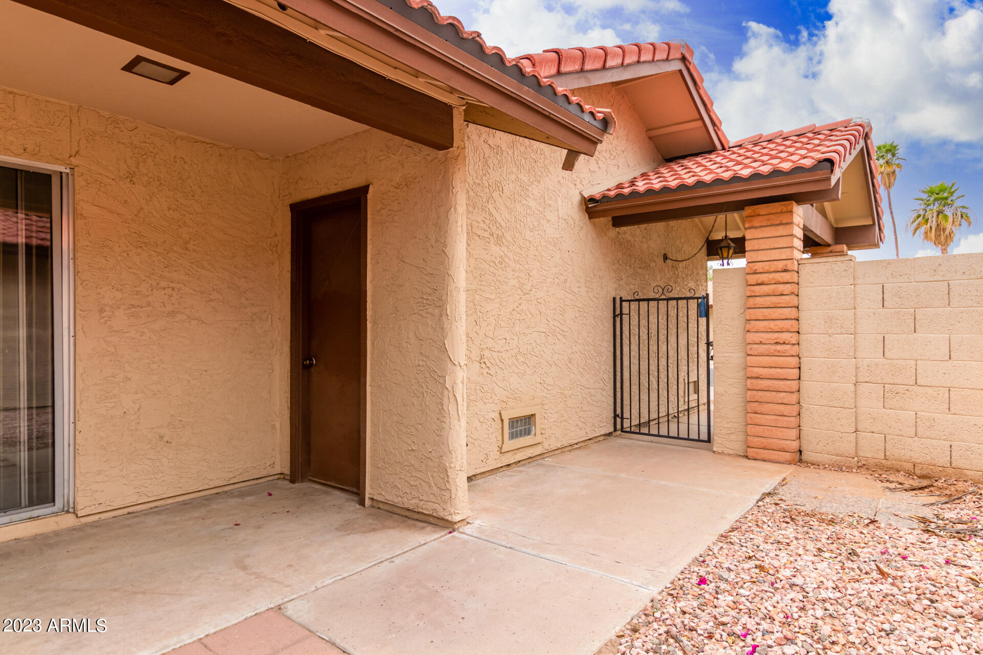 11623 South Ki Road Phoenix, AZ 85044 - Photo 5 of 20 24530039-C5BB-4368-B8BC-4D0D4850A209
