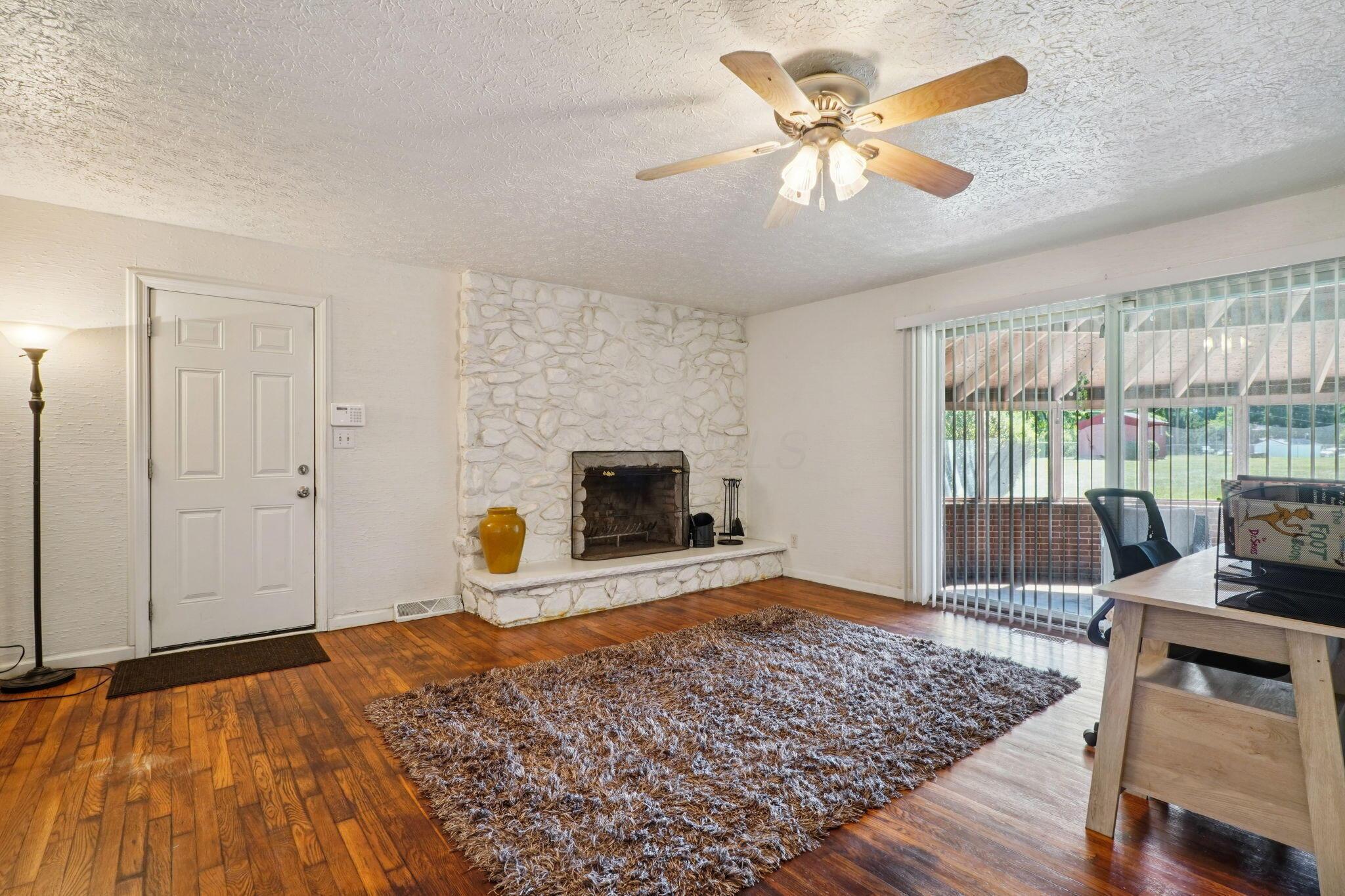 4575 Walburn Road Columbus, OH 43232 - Photo 23 of 61 11-web-or-mls-4575-walburn-rd