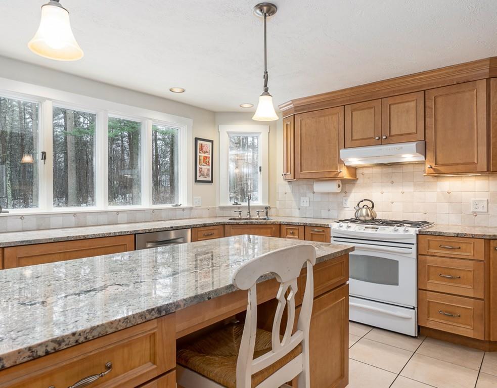 122 Newtown Road Acton, MA 01720 - Photo 11 of 41 Gallery Image 11