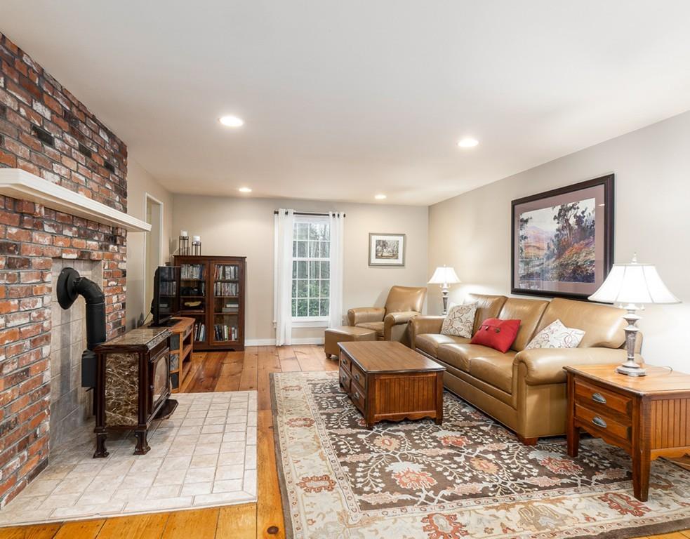122 Newtown Road Acton, MA 01720 - Photo 14 of 41 Gallery Image 14