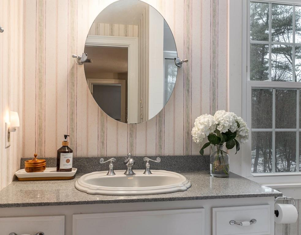 122 Newtown Road Acton, MA 01720 - Photo 24 of 41 Gallery Image 24