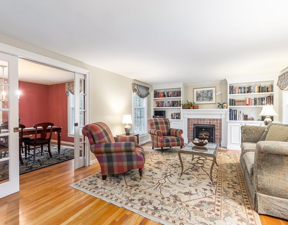122 Newtown Road Acton, MA 01720 - Photo 3 of 41 Gallery Image 3