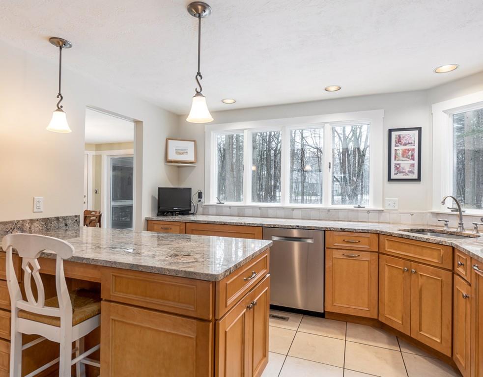 122 Newtown Road Acton, MA 01720 - Photo 8 of 41 Gallery Image 8