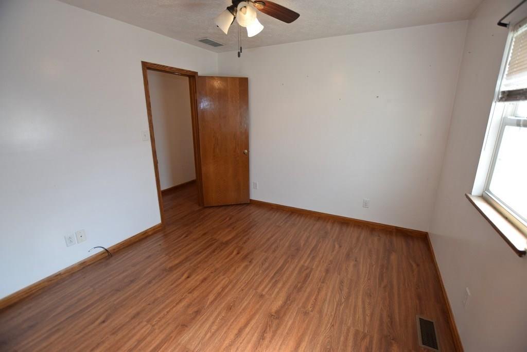 732 South Broadway Street Pendleton, IN 46064 - Photo 18 of 25 Gallery Image 18