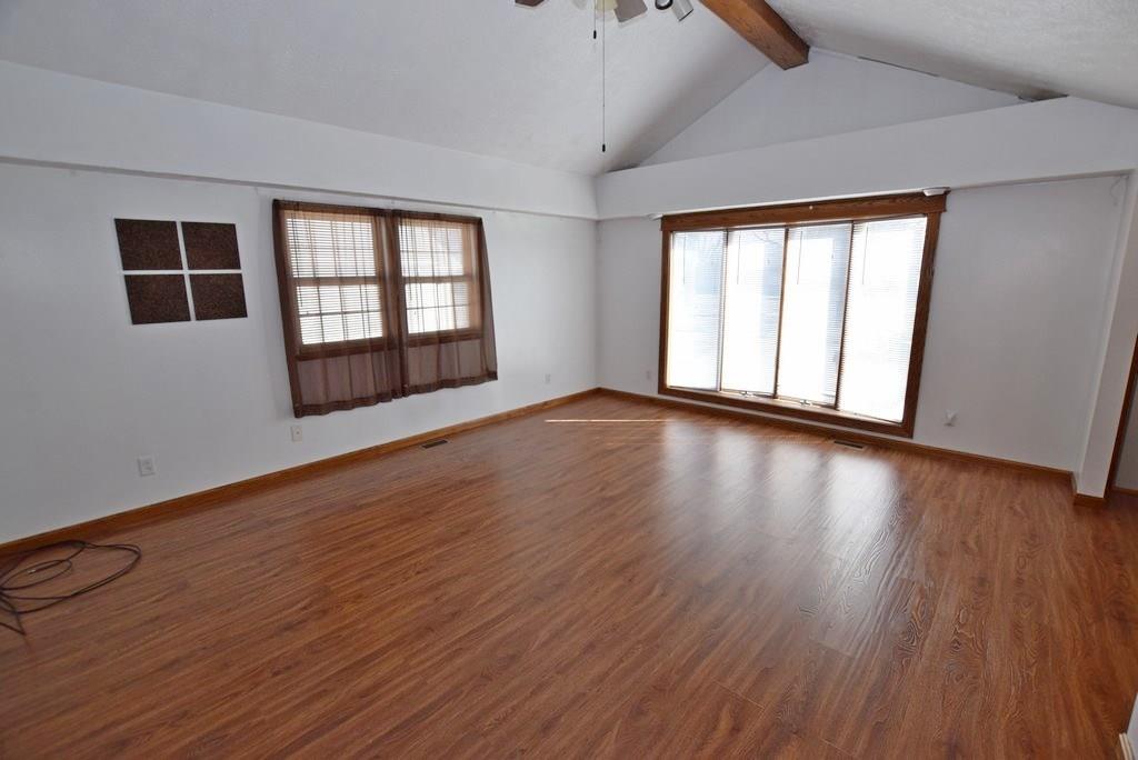 732 South Broadway Street Pendleton, IN 46064 - Photo 4 of 25 Gallery Image 4