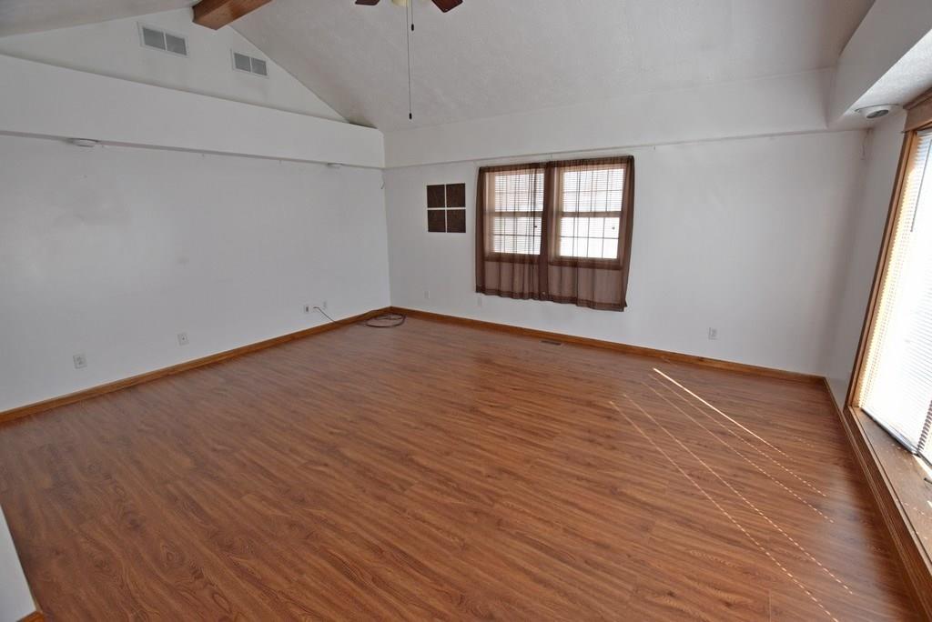 732 South Broadway Street Pendleton, IN 46064 - Photo 5 of 25 Gallery Image 5